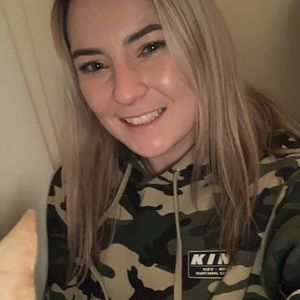 Meet your Posher, Brandi